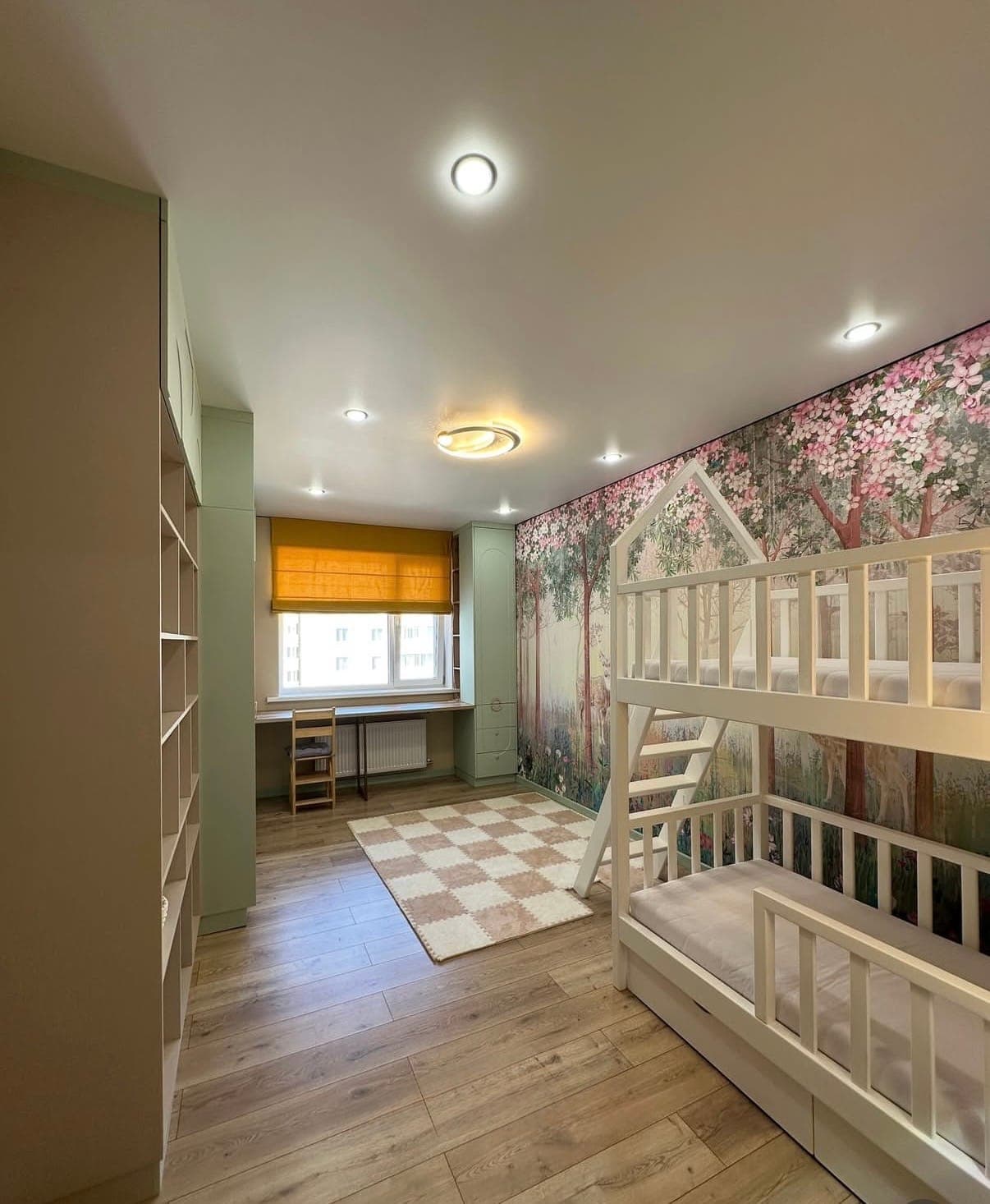 Peinture — Chambre d'enfant — fresque florale · réalisation ARDMUPRO